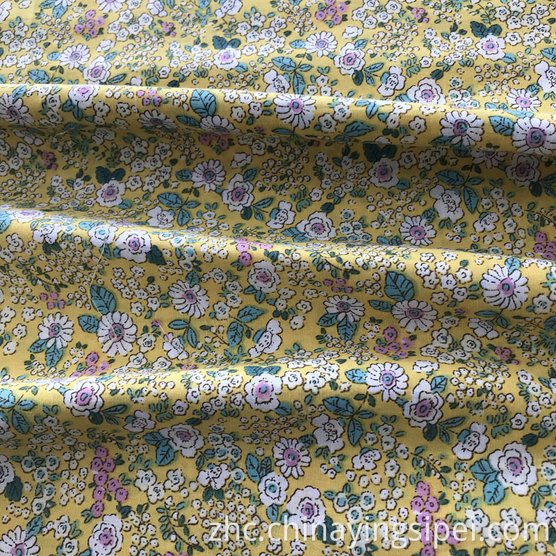 2021热销售编织100％棉布印花织物制造商在中国棉花面料的服装